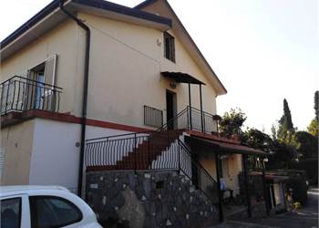 Appartamento in villa a Mascalucia zona Ombra